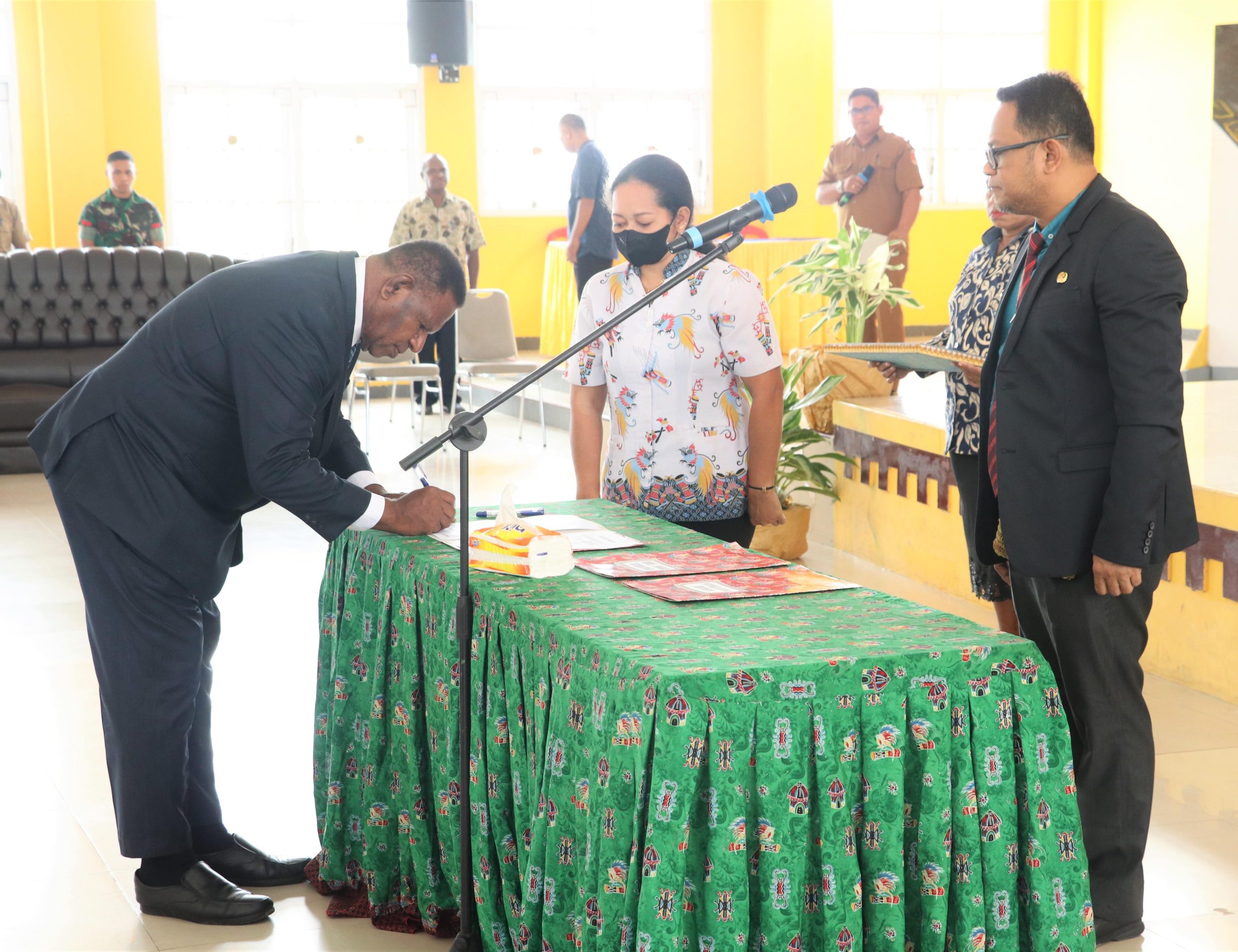 PENJABAT SEKRETARIS DAERAH KABUPATEN MAPPI RESMI DILANTIK